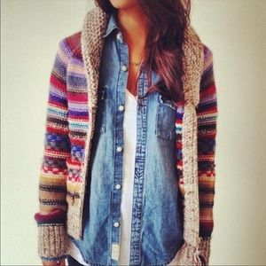 Wilfred Free- Sweater Small